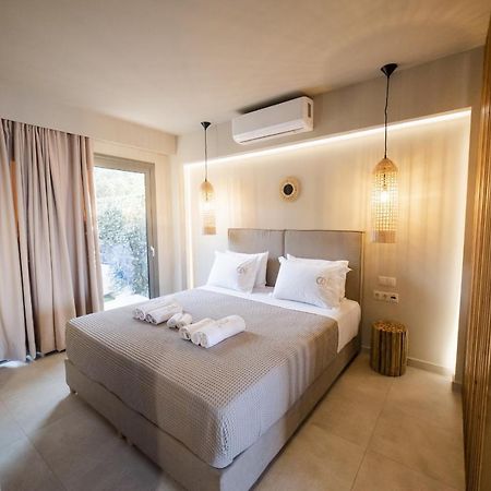 Theros Suites Dhiminio Екстериор снимка