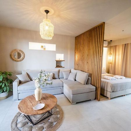 Theros Suites Dhiminio Екстериор снимка
