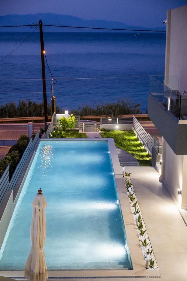 Theros Suites Dhiminio Екстериор снимка