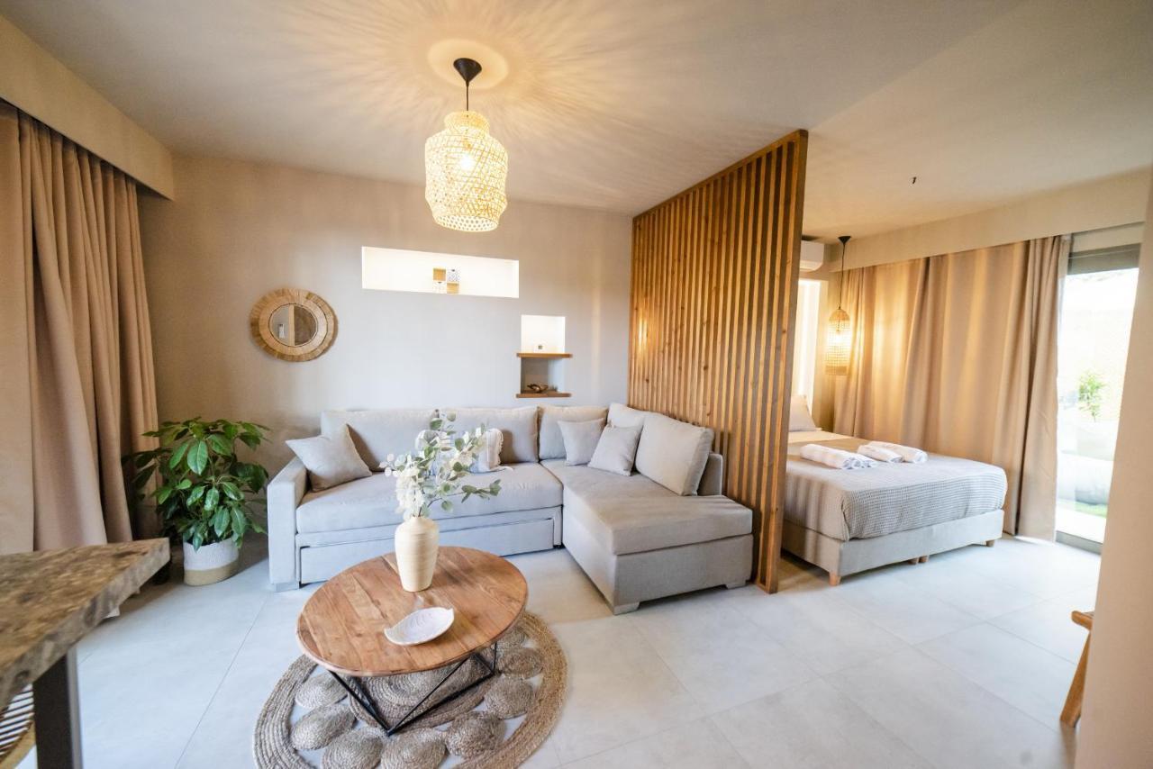 Theros Suites Dhiminio Екстериор снимка