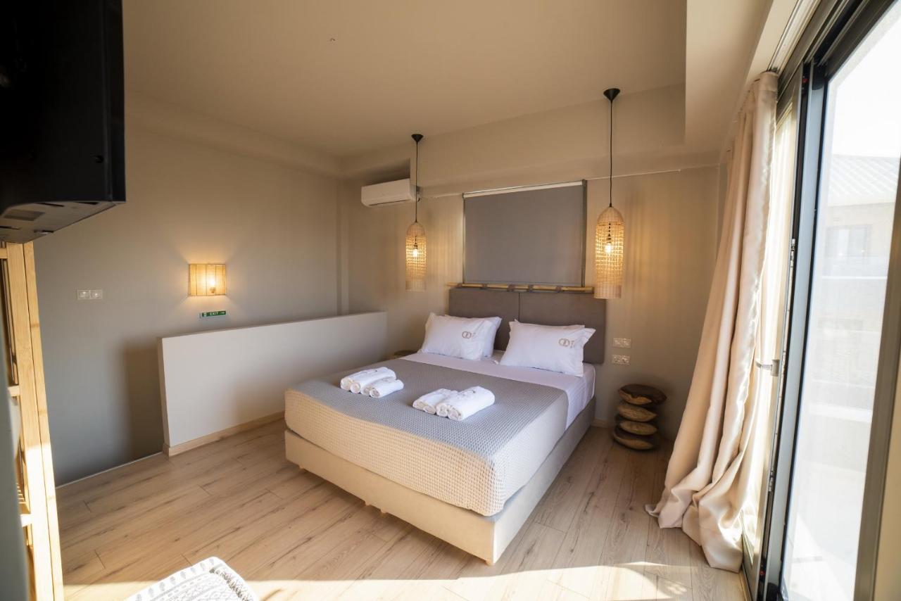 Theros Suites Dhiminio Екстериор снимка