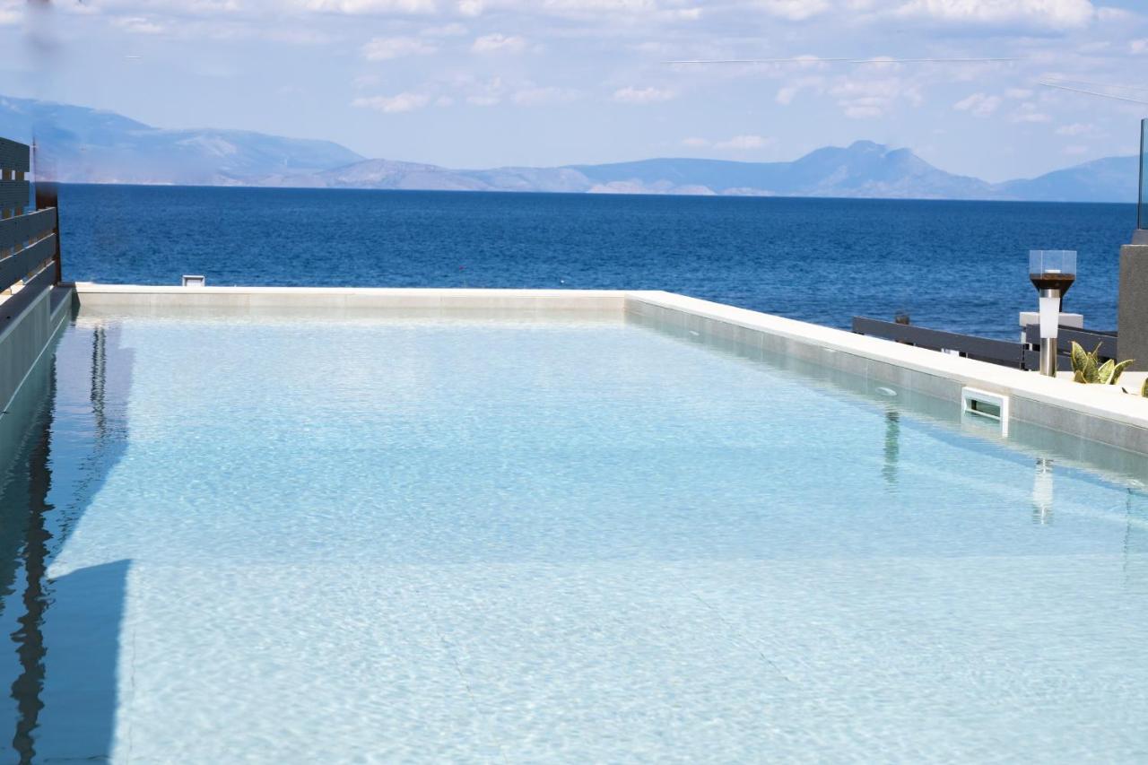 Theros Suites Dhiminio Екстериор снимка