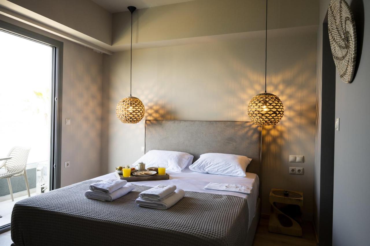 Theros Suites Dhiminio Екстериор снимка