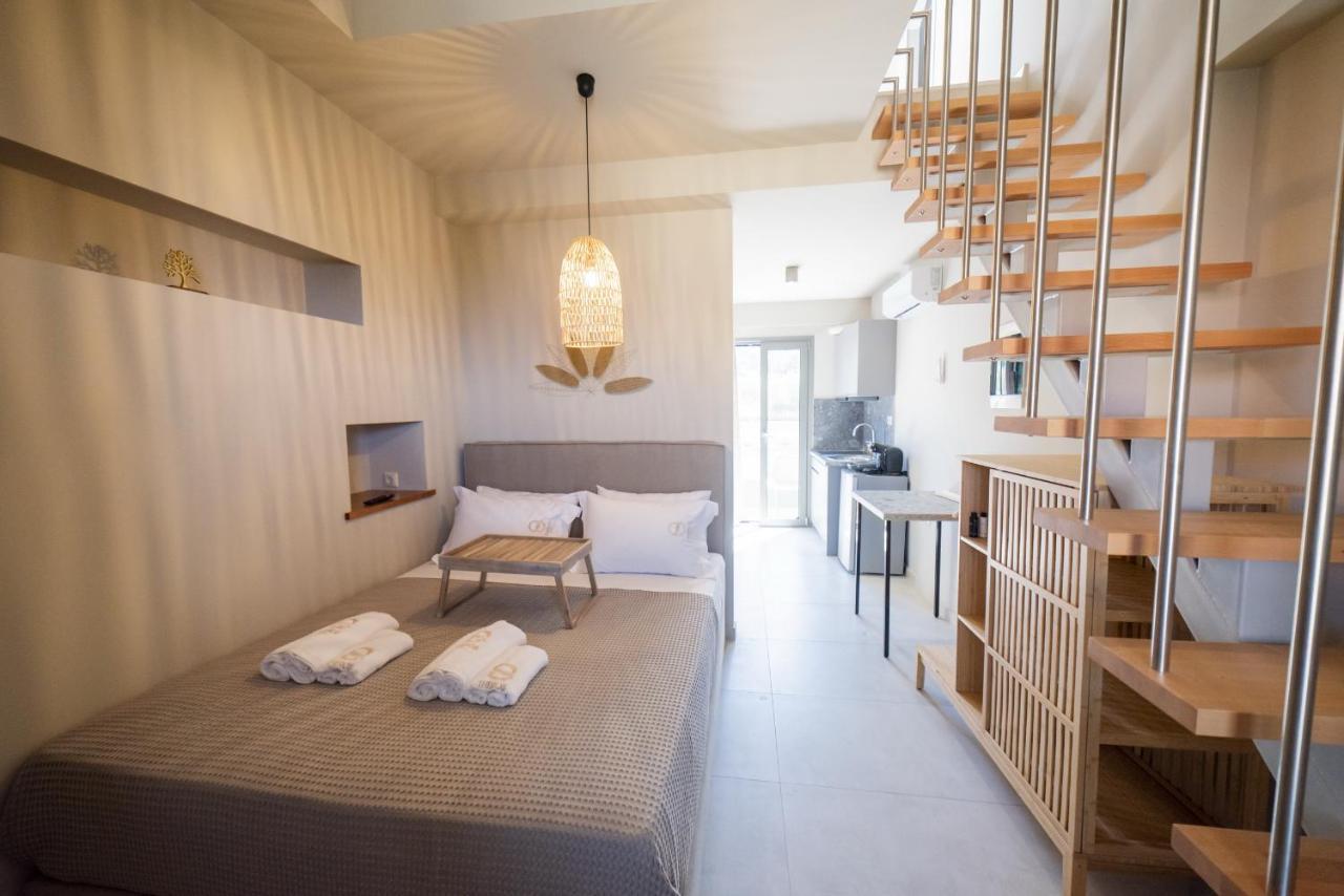 Theros Suites Dhiminio Екстериор снимка